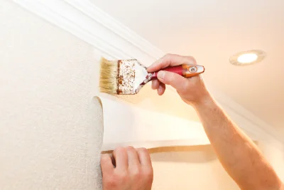 Pose de papier peint à Chamesson — revêtements muraux et toiles de verre